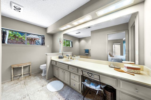 9317 Moss Trail, Dallas, TX 75231