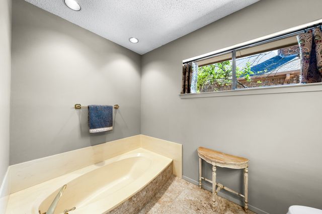 9317 Moss Trail, Dallas, TX 75231