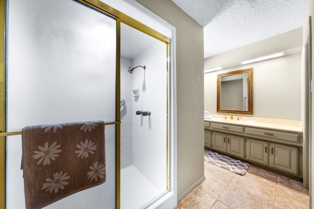 9317 Moss Trail, Dallas, TX 75231