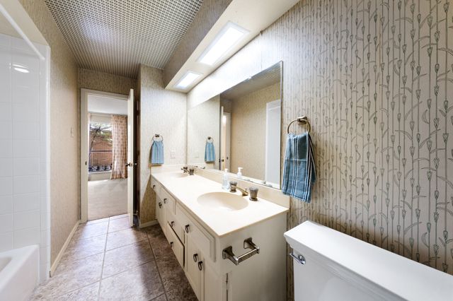 9317 Moss Trail, Dallas, TX 75231