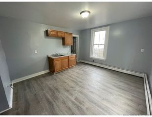 34 Park Street #1, Bridgeport, CT 06608