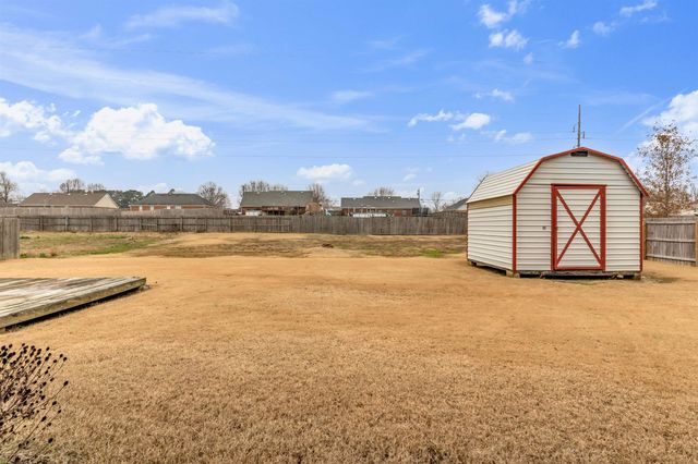 151 WOODSHIRE DR, Brighton, TN 38011