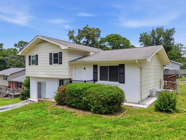 8307 Friendly Court, Ooltewah, TN 37363