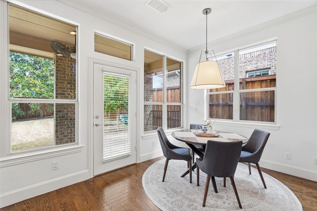 2252 Forest Hollow Park, Dallas, TX 75228