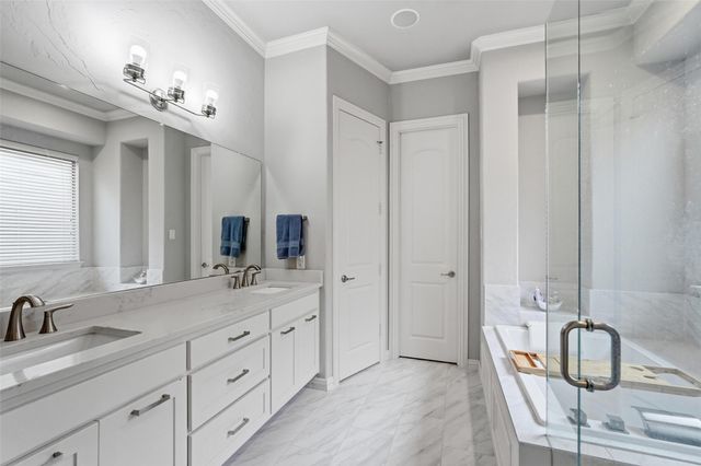 2252 Forest Hollow Park, Dallas, TX 75228