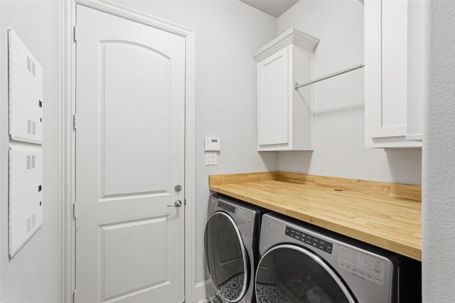 2252 Forest Hollow Park, Dallas, TX 75228