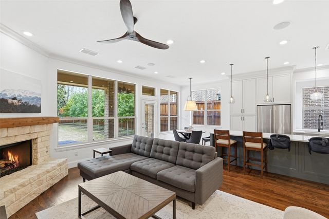 2252 Forest Hollow Park, Dallas, TX 75228