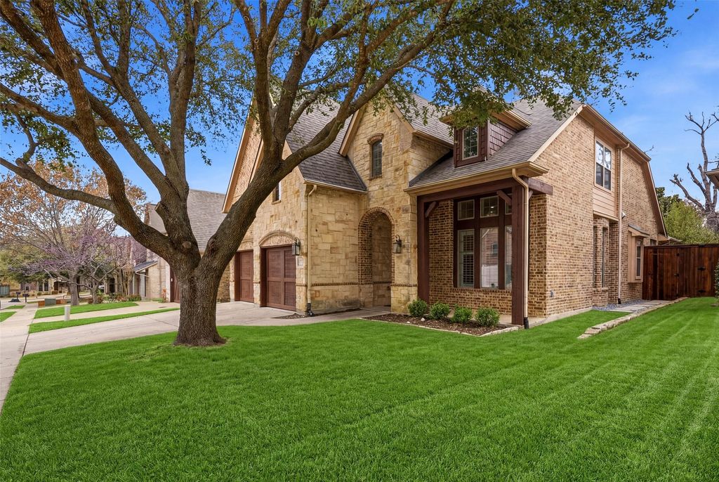 2252 Forest Hollow Park, Dallas, TX 75228