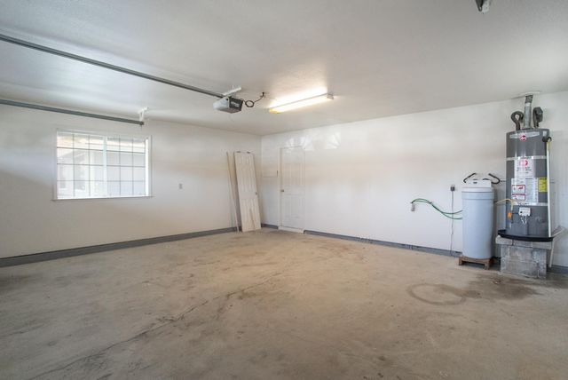 1740 Edwin Dr, Yuba City, CA 95993