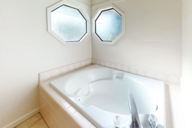 1740 Edwin Dr, Yuba City, CA 95993