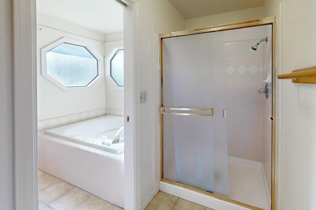 1740 Edwin Dr, Yuba City, CA 95993