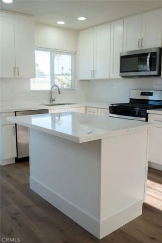 1866 Barrington, Santa Maria, CA 93458
