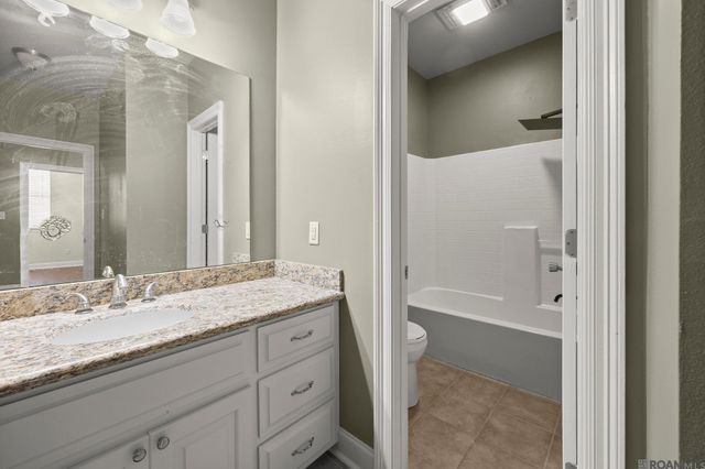 431 E Josephine St, Gonzales, LA 70737