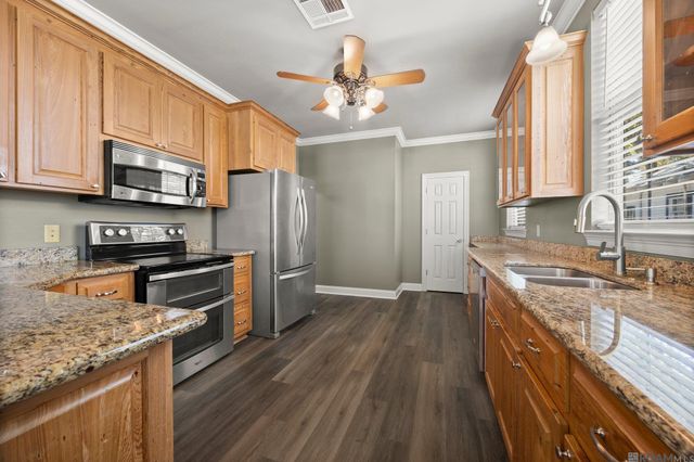 431 E Josephine St, Gonzales, LA 70737