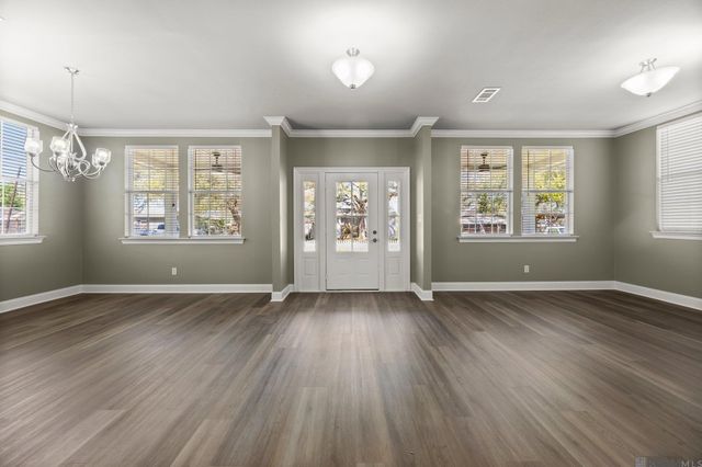 431 E Josephine St, Gonzales, LA 70737