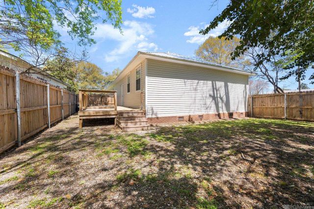 431 E Josephine St, Gonzales, LA 70737