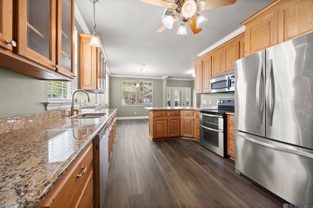 431 E Josephine St, Gonzales, LA 70737