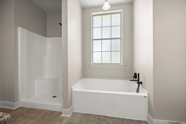 431 E Josephine St, Gonzales, LA 70737