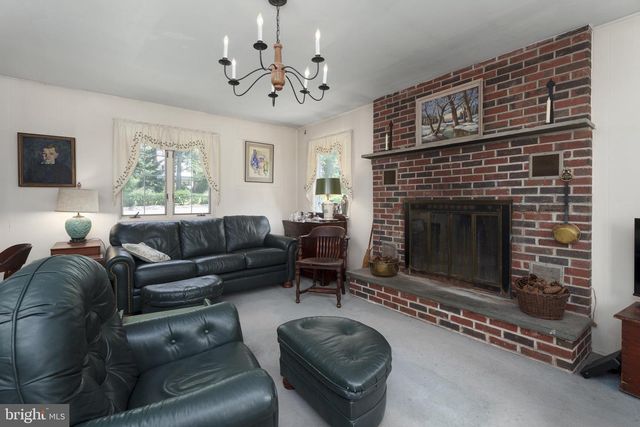 1206 RIVER RD, Titusville, NJ 08560