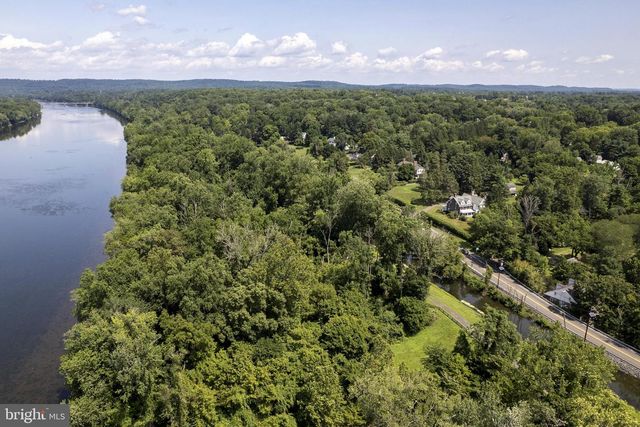 1206 RIVER RD, Titusville, NJ 08560