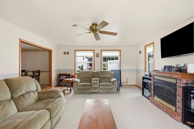 219 Maple Dr, Brighton Twp, PA 15009