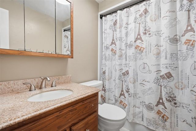 219 Maple Dr, Brighton Twp, PA 15009