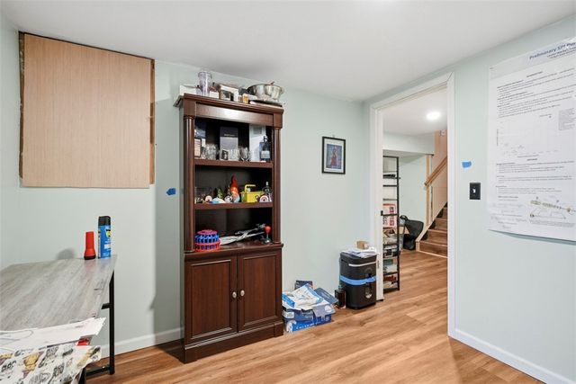 219 Maple Dr, Brighton Twp, PA 15009