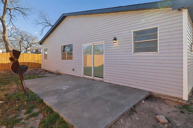 1203 SYCAMORE Street, Amarillo, TX 79107