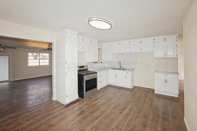 1203 SYCAMORE Street, Amarillo, TX 79107