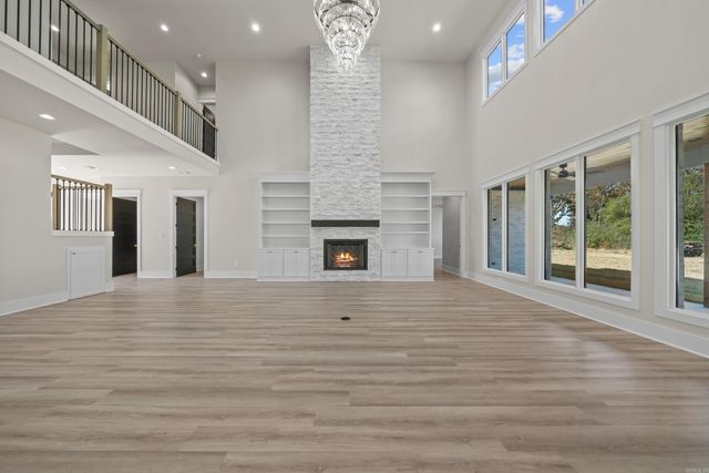 124 Arlington Park Circle, Hot Springs, AR 71901