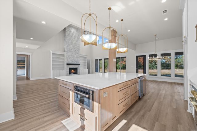 124 Arlington Park Circle, Hot Springs, AR 71901