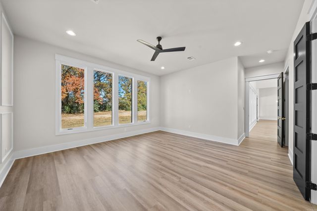 124 Arlington Park Circle, Hot Springs, AR 71901