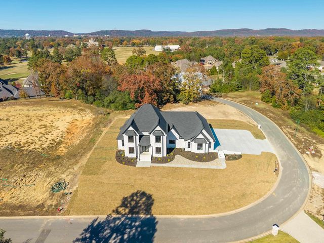 124 Arlington Park Circle, Hot Springs, AR 71901