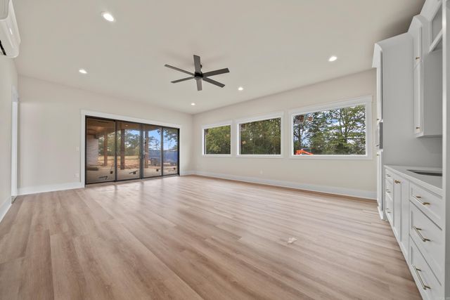 124 Arlington Park Circle, Hot Springs, AR 71901