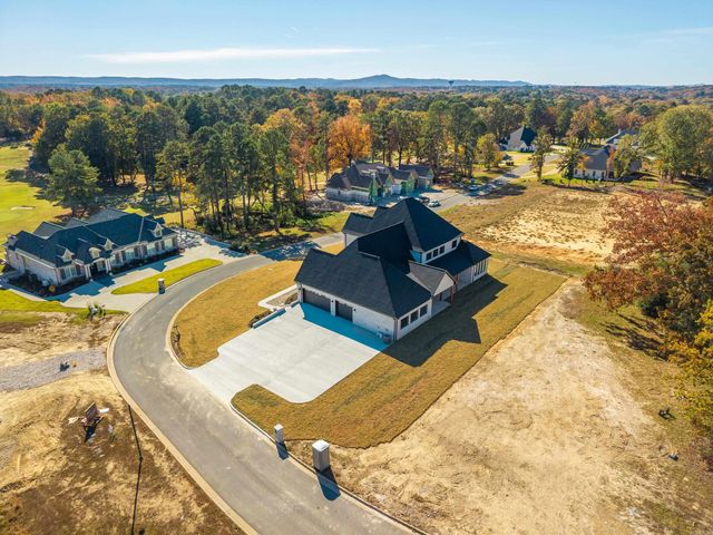 124 Arlington Park Circle, Hot Springs, AR 71901