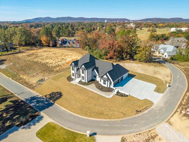 124 Arlington Park Circle, Hot Springs, AR 71901