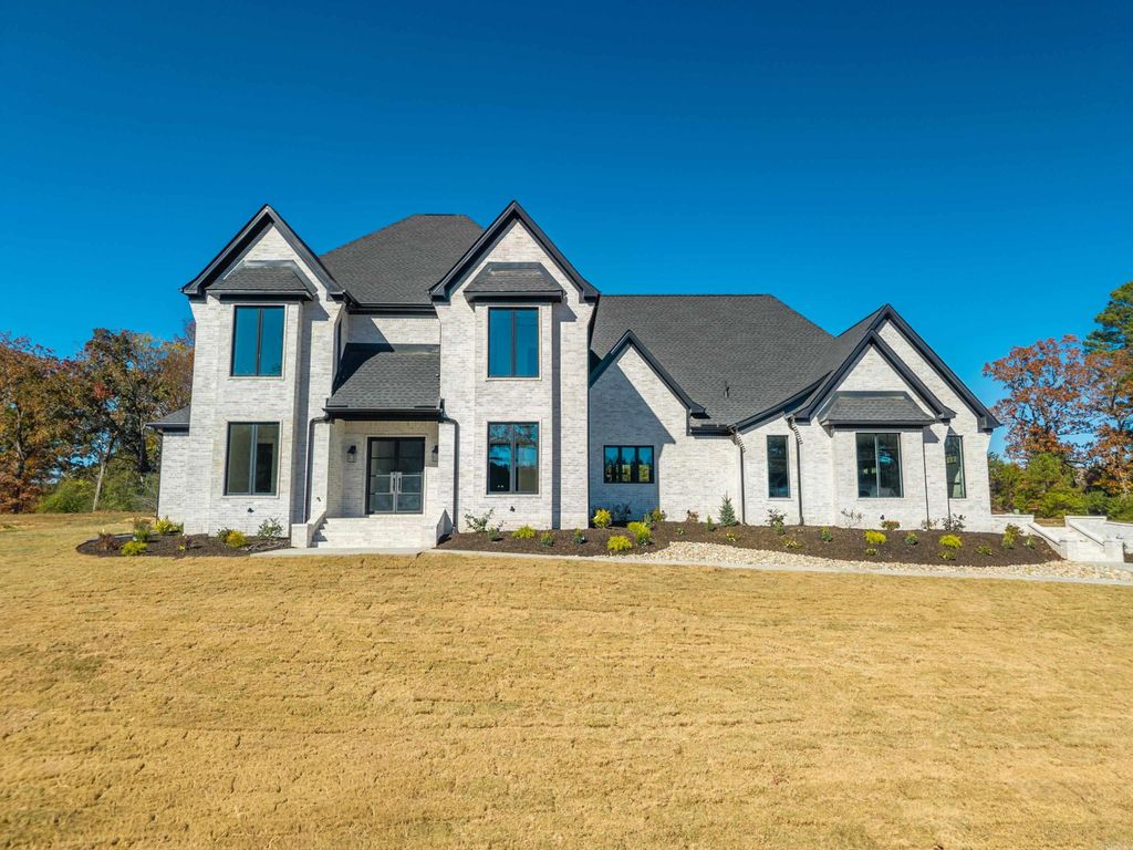 124 Arlington Park Circle, Hot Springs, AR 71901