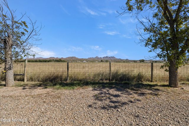 959 Lujan Hill Road, Las Cruces, NM 88007