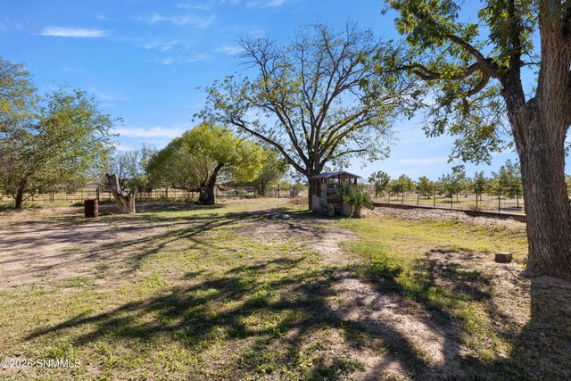 959 Lujan Hill Road, Las Cruces, NM 88007