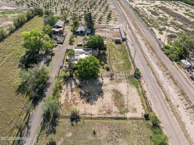 959 Lujan Hill Road, Las Cruces, NM 88007