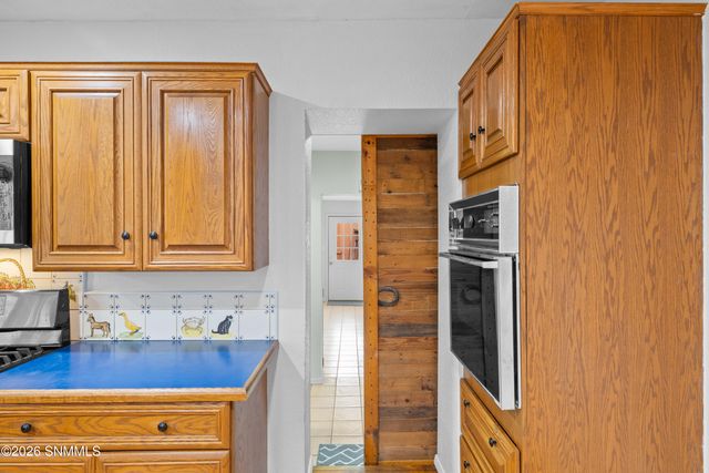 959 Lujan Hill Road, Las Cruces, NM 88007