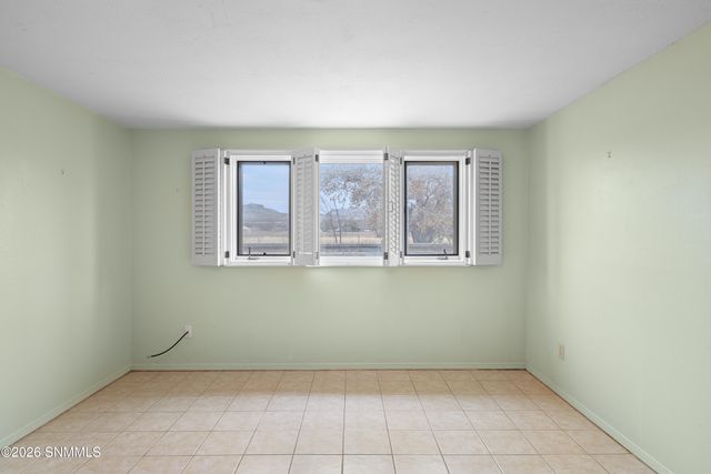 959 Lujan Hill Road, Las Cruces, NM 88007