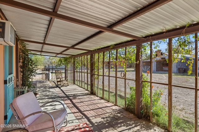 959 Lujan Hill Road, Las Cruces, NM 88007