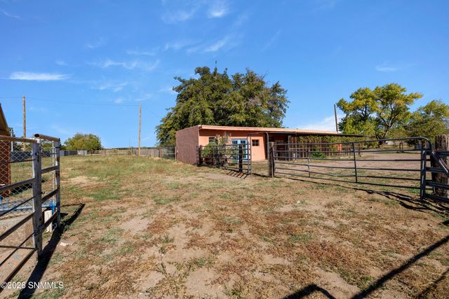 959 Lujan Hill Road, Las Cruces, NM 88007