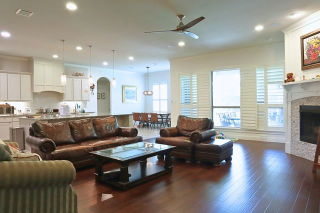 880 Saint Peter Lane, Prosper, TX 75078