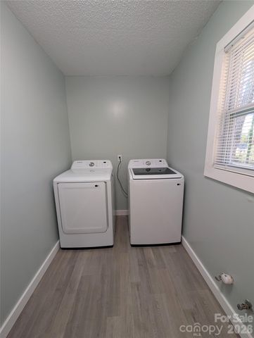 1006 Meadowbrook Drive, Lancaster, SC 29720