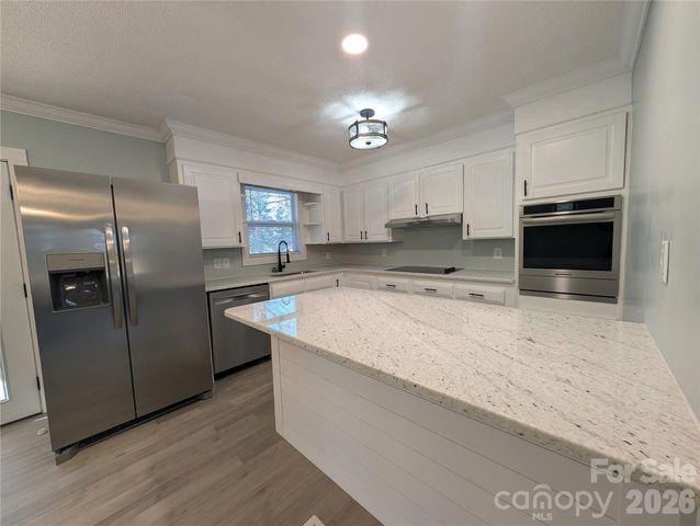 1006 Meadowbrook Drive, Lancaster, SC 29720