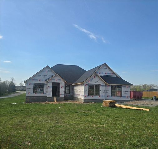 14137 Cayenne Circle, Siloam Springs, AR 72761