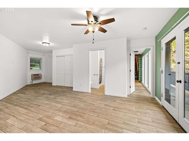 17285 RUSTIC Ln, Brookings, OR 97415