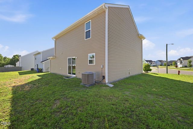 102 Gideon Place, Burlington, NC 27217
